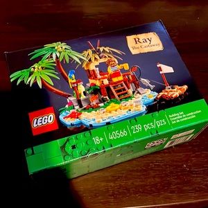 NIB New In Box Lego 40566 Ray the Castaway